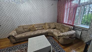 Divanlar: Künc divan, İşlənmiş, Açılan, Bazalı, Parça, Çatdırılma yoxdur — 2