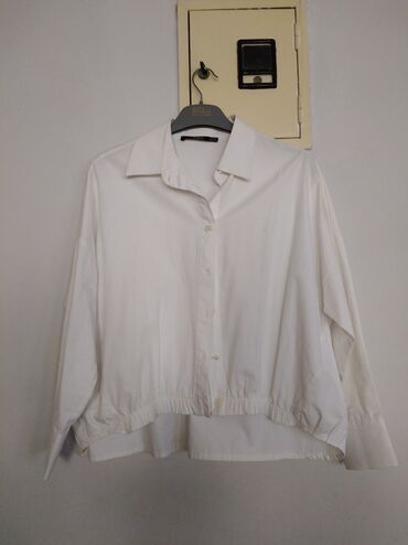 Köynək və bluzalar: 38-40 razmer brend koftalar. Biri 8m — 21