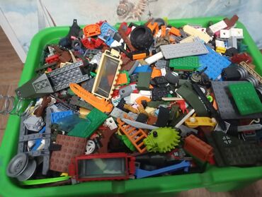 где купить металлический конструктор: Продам 1.5 ящика Лего со схемами от различных наборов