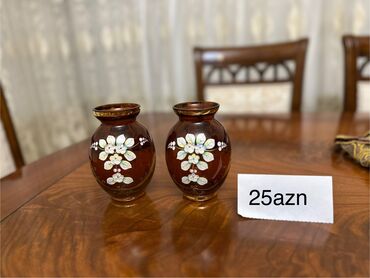 təbii güllərin satışı: Boqema vaza cexiya’nindi originaldi. TECILI SATILIR!!