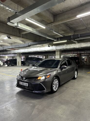 Toyota: Toyota Camry: 2021 г., 2.5 л, Автомат, Бензин, Седан