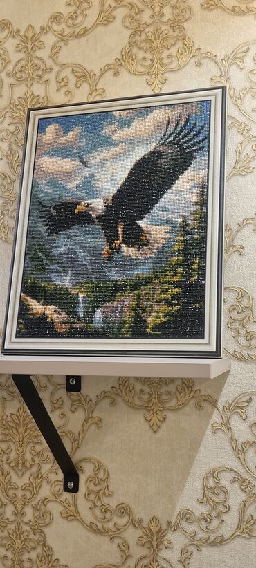 Картины: Продаю готовую картину 30 на 40см (мозайка) и картину красками на — 9