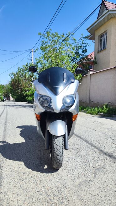 матор для лодки: Макси скутер Honda, 250 куб. см, Бензин, Б/у