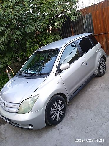 Toyota Ist: 2003 г., 1.3 л, Автомат, Бензин, Хэтчбэк — 3