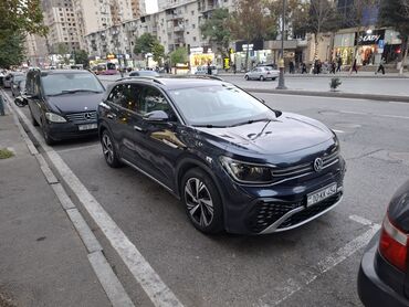 Sürücü-kuryerlər: Volkswagen ID6 elektrik biznes avtomobilim ilə taksi kimi, günlük və