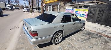 mersedes 124: Mercedes-Benz 220: 1994 г., 2.2 л, Механика, Бензин, Седан — 3