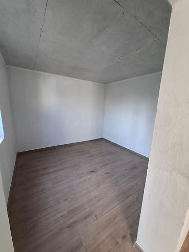гостиница рабочий городок: 25 м², 2 комнаты, Арча-Бешик ж/м, Только парням — 4
