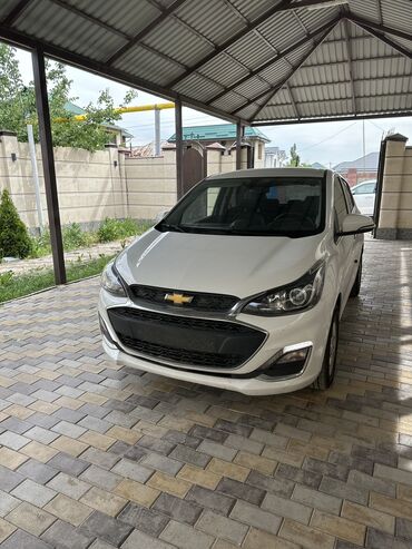 Продажа авто: Chevrolet Spark: 2019 г., 1 л, Вариатор, Бензин, Хэтчбэк