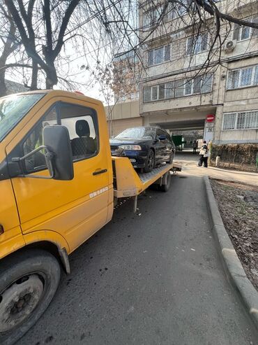 эваку: С гидроманипулятором, С лебедкой, С ломаной платформой