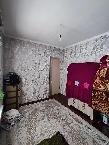 Продажа барачных домов: 🔥 Срочно продается дом! 📍 п. Манас, ул. Школьная 🏠 3 комнаты 📐 — 4