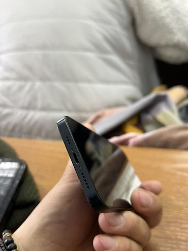 Apple iPhone: IPhone 13, Б/у, 128 ГБ, Midnight, Кабель, 81 % — 6