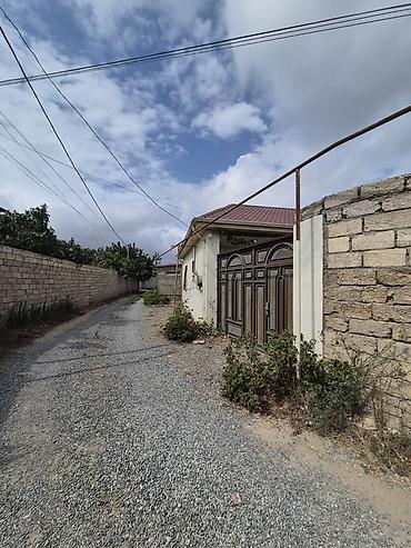 Həyət evləri və villaların satışı: 1 mərtəbəli həyət evi - Geniş daş döşəməli həyət, pilləkənlə eyvana — 12