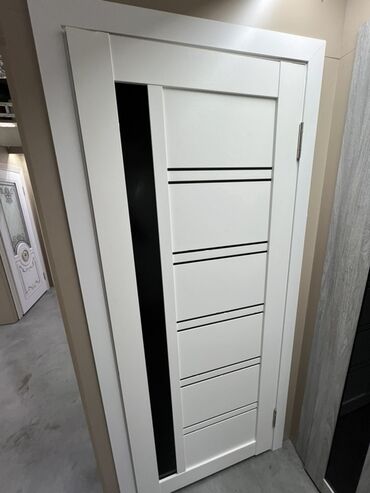 Doors with glass: Межкомнатные двери со стеклом