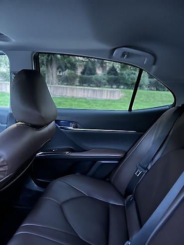 byd e3: Toyota Camry: 2019 г., 2.5 л, Автомат, Гибрид, Седан — 4