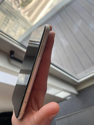 telefon iphone 10: IPhone 11, 128 GB, Ağ, Barmaq izi, Face ID, Sənədlərlə — 5