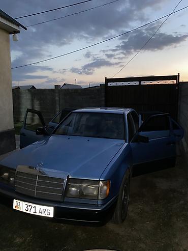 купить мерс с: Mercedes-Benz W124: 1988 г., 2.3 л, Механика, Бензин, Седан — 1