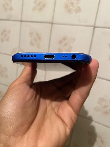 mi camera: Xiaomi, Mi 8, Б/у, 32 ГБ, цвет - Синий, 2 SIM — 3