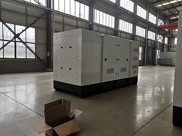 Генераторы: Дизельный генератор 1200kw дизельная электро установка, дизельный — 6