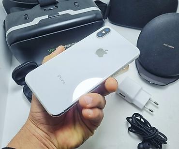 Apple iPhone: IPhone X, Б/у, 64 ГБ, Серебристый, Зарядное устройство, Чехол, Наушники, 100 % — 6