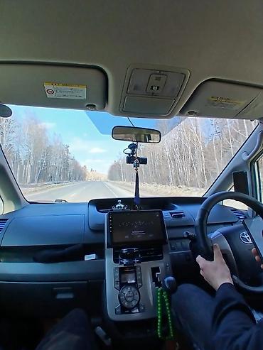 вокси ноах: Toyota Voxy: 2009 г., 2 л, Автомат, Бензин, Минивэн — 1
