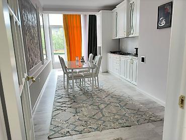 Долгосрочная аренда квартир: 3 комнаты, Агентство недвижимости, Без подселения, С мебелью полностью — 3