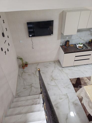 Günlük kirayə evlər: 150 kv. m, 3 otaqlı -da lalafo.az — 11 Günlük kirayə evlər: 150 kv. m, 3 otaqlı — 11