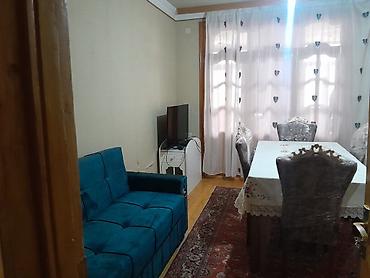 xirdalanda ev kiraye: Ev yerlesir vayenni qaradok 777 herbi hissenin yani 2 otaqli 4cu — 5