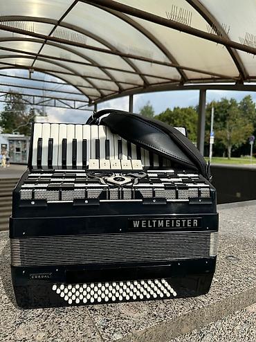 Аккордеоны: Продаю Германский Аккордеон Вельтмейстер кордал абалы эн жакшы бирок — 27