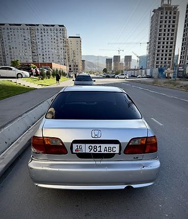 Honda Civic: 1998 г., 1.6 л, Автомат, Бензин, Седан — 4