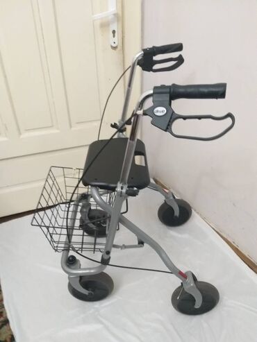 Hodalice, štake, štapovi za hodanje, kolica za hodanje: Nemacka hodalica-setalica, rolator sa 4 tocka, poznate marke DRIVE — 3
