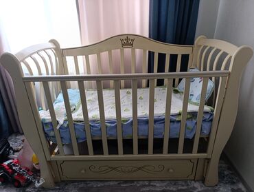 купить детскую кроватку бу: Манеж керебет, Колдонулган, Комоду менен, Жыгач