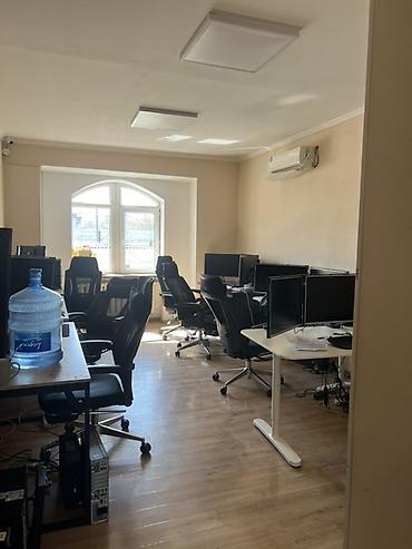 Долгосрочная аренда домов: 385 м², 10 комнат — 8