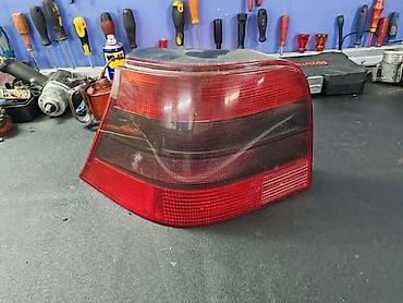 pasat kornjaca: STOP LAMPA ZA VOLKSWAGEN GOLF 4 OD 1997. DO 2004. GOD. | Zatamljene — 1