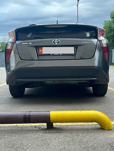 byd e2 2024: Toyota Prius: 2016 г., Автомат, Гибрид, Хэтчбэк — 4