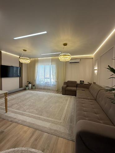 3 комнаты, 120 м², Золотой квадрат Элитка, 8 этаж, Дизайнерский ремонт