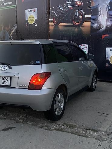 продажа евакуатор: Toyota Ist: 2003 г., 1.5 л, Автомат, Бензин, Хэтчбэк — 4