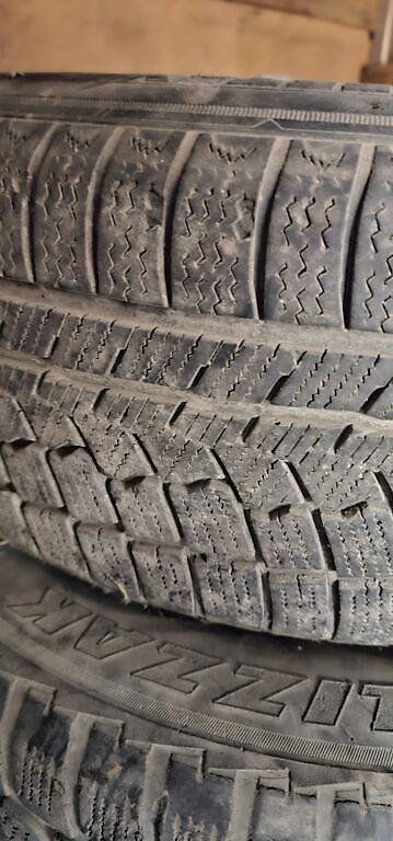 Колеса в сборе: Колеса в сборе 195 / 65 / R 15, Зима, Б/у, Комплект, Легковые, Литые, отверстий - 5 at lalafo.kg — 17 Колеса в сборе: Колеса в сборе 195 / 65 / R 15, Зима, Б/у, Комплект, Легковые, Литые, отверстий - 5 — 17