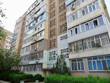 продаю в связи с переездом: 4 комнаты, 90 м², 9 этаж, Евроремонт