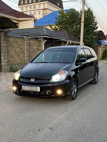 автомобиль для продажи: Honda Stream: 2005 г., 2 л, Автоматические, Газ