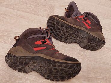 Krasofkalar və idman ayaqqabıları: 38 razmer Klepper krassovka botinka. İçi yumuşaqdır. Yeni kimidir — 13