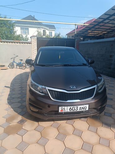 где взять авто в рассрочку: Kia Rio: 2015 г., 1.6 л, Автомат, Бензин, Седан