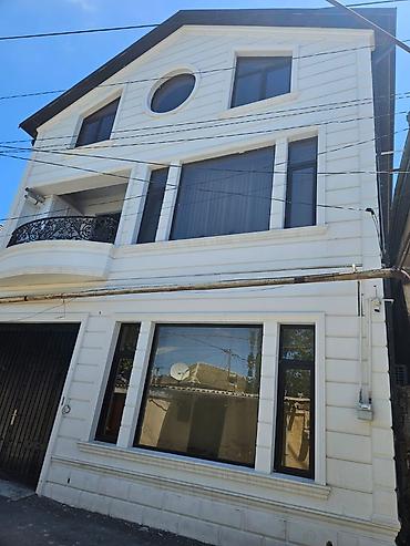 çay evləri: Bakıxanov qəs. 3 otaqlı, 300 kv. m, Orta təmir — 2