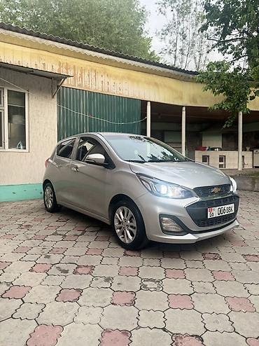 Chevrolet: Chevrolet Spark: 2019 г., 1 л, Вариатор, Бензин, Хэтчбэк — 3