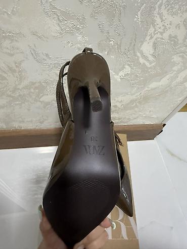 Tuflilər: Tuflilər, Zara, Ölçü: 38, rəng - Qəhvəyi, Yeni — 1
