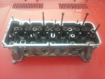 Auto delovi: Glava motora Lada 2105,2107 Riva motor 1300 cm3 broj 3. Skinuto sa — 2