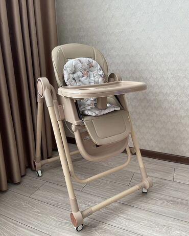 стульчик для кормления качеля: Детский стульчик для кормления / качеля 2-в-1, цвет бежевый. -