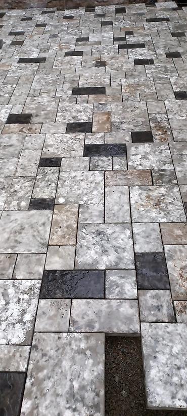 Другие услуги: Укладка брусчатки, бордюров, тротуарной плитки и водоотводных лотков — 18