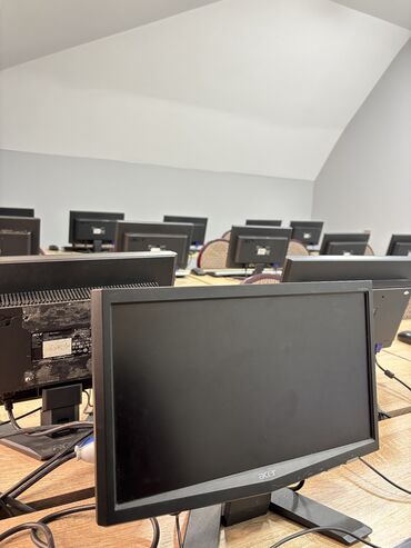 Kompüter kursları: Kompüter kursu: Programlaşdırma, Qrup — 17