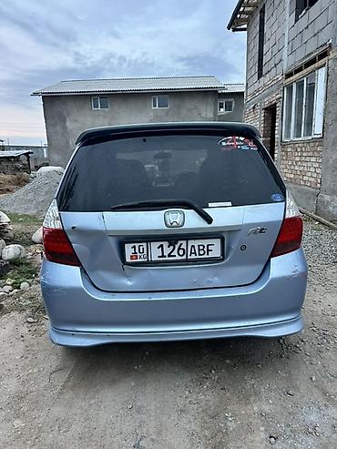 Honda: Honda Fit: 2001 г., Хэтчбэк — 2