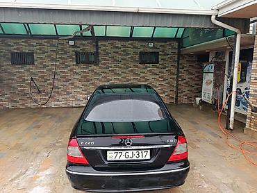 mercedes e220 cdi: Mercedes-Benz E-Class E220 CDI sedan - Korpus: qara rəng, 4 qapı — 8